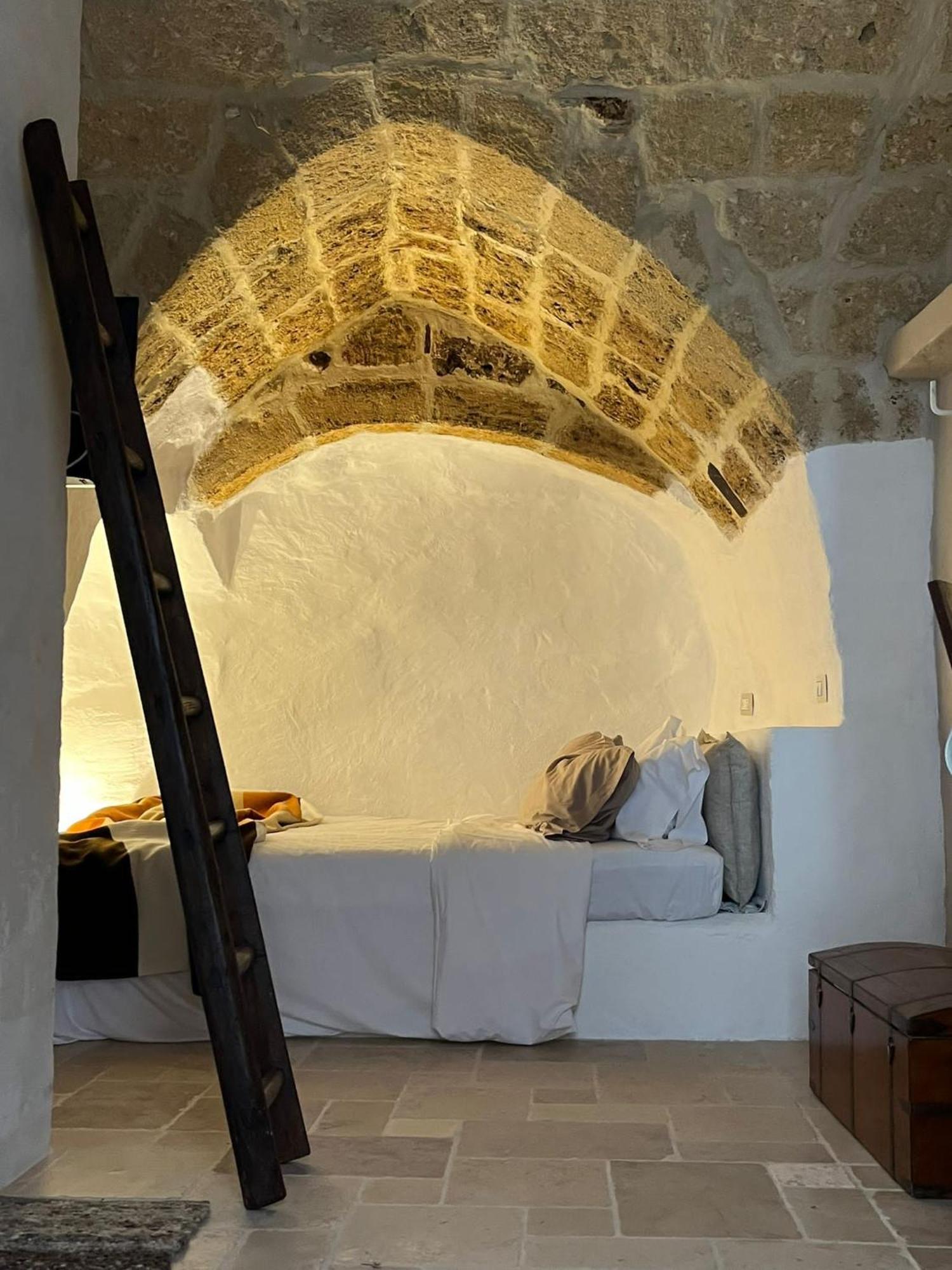 La Segreta Del Castello, Private Access Bed & Breakfast Gioia Del Colle Exterior photo